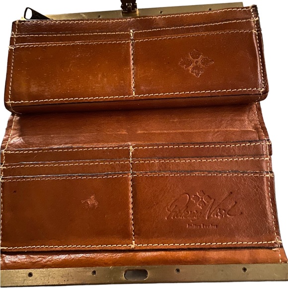 Patricia Nash “Cauchy” hand tooled leather wallet EUC - Picture 3 of 5